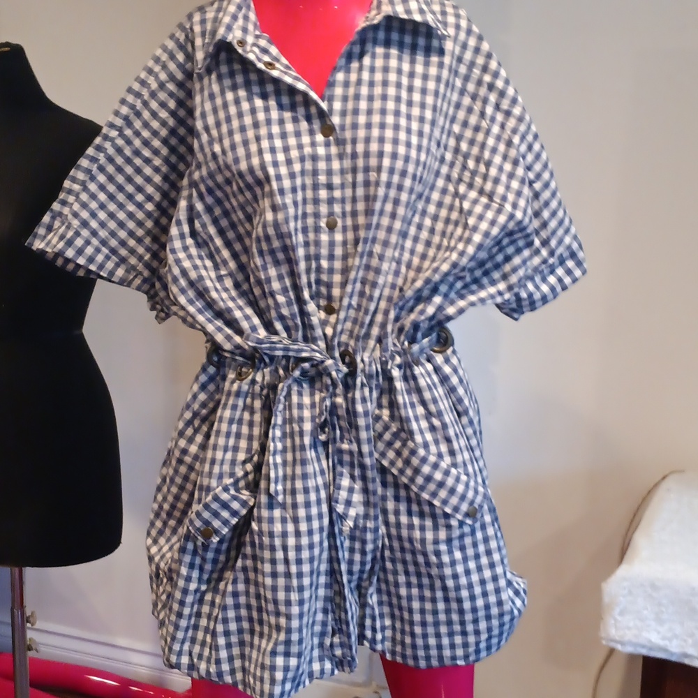 H&M (Trend) Gray and White Gingham Shirt Dress - Picture 4 of 8
